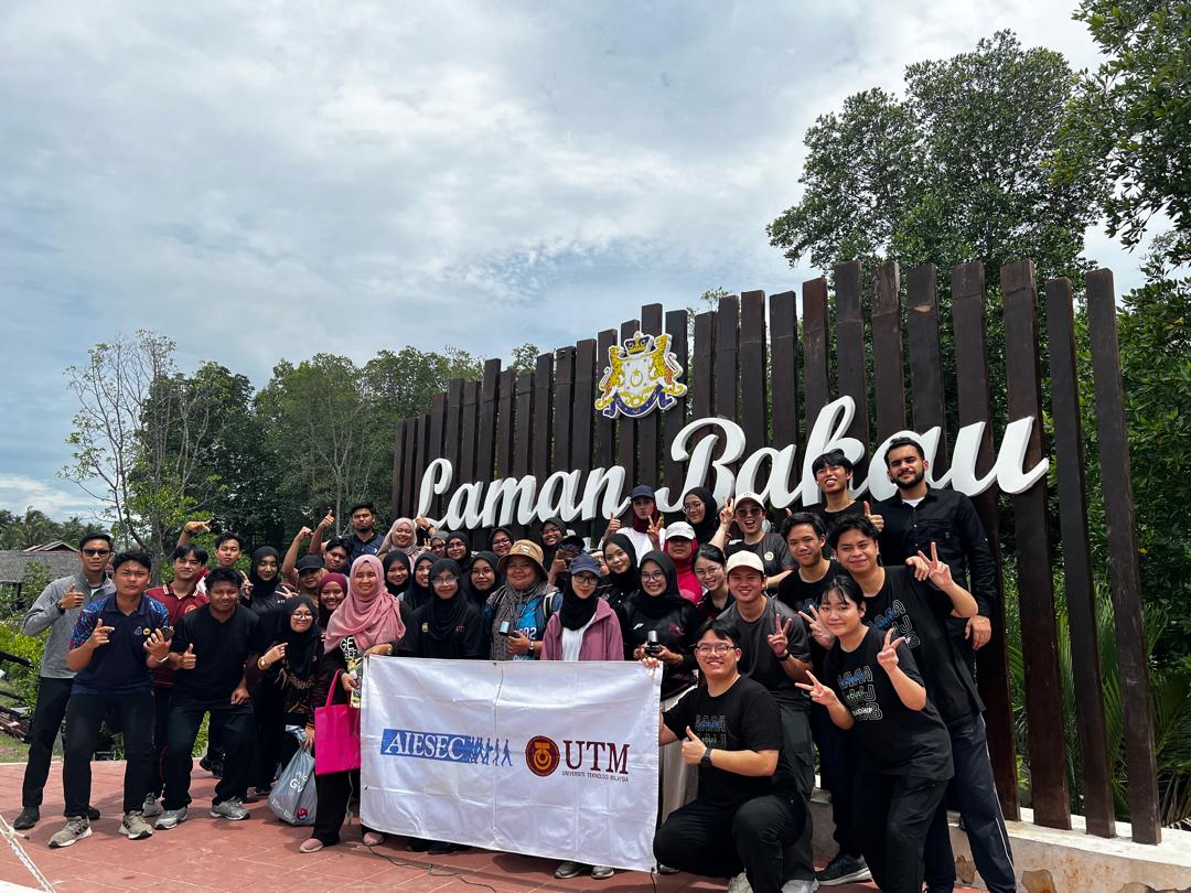 LIVING LAB UTM-JPNJ BERSAMA MERAIKAN HARI HUTAN ANTARABANGSA NEGERI JOHOR 2025