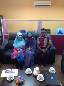 With students at FELCRA Berhad